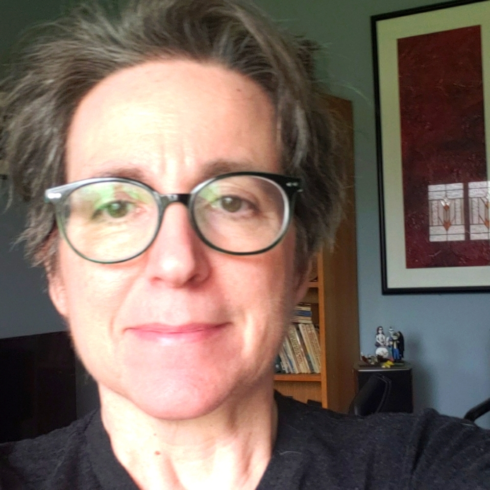 Meet your Posher, Julia